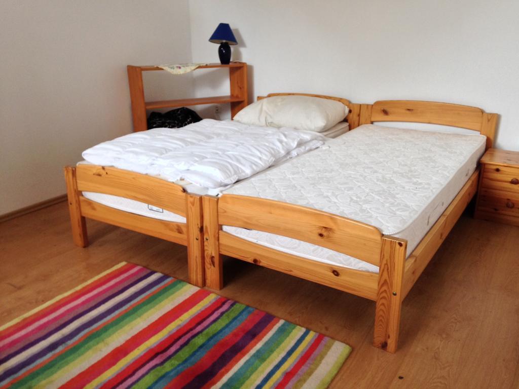 Petra Apartmanok Velem Rum bild